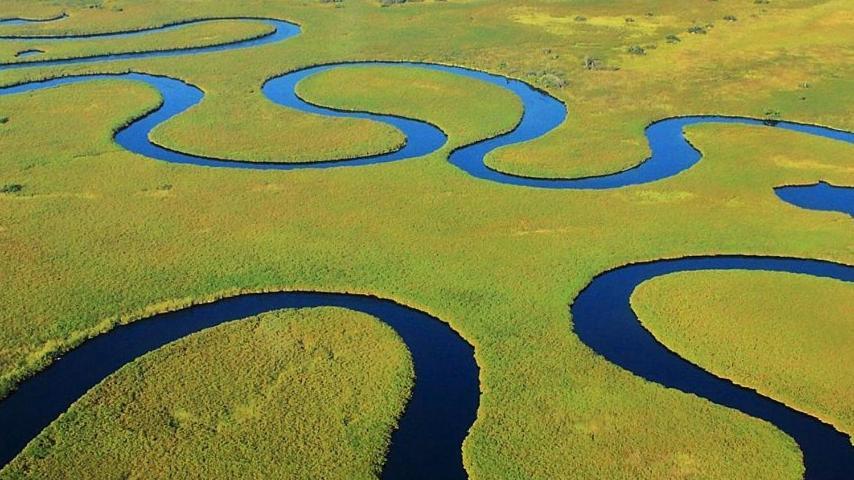 ホテルKubu Queen Houseboat Shakawe エクステリア 写真